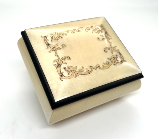 Music Box with Arabesque Inlay Design - 17A | Made in Campania