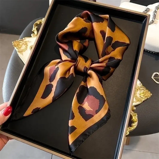 Women’s Casual Streetwear Leopard Scarf | Made in Italy