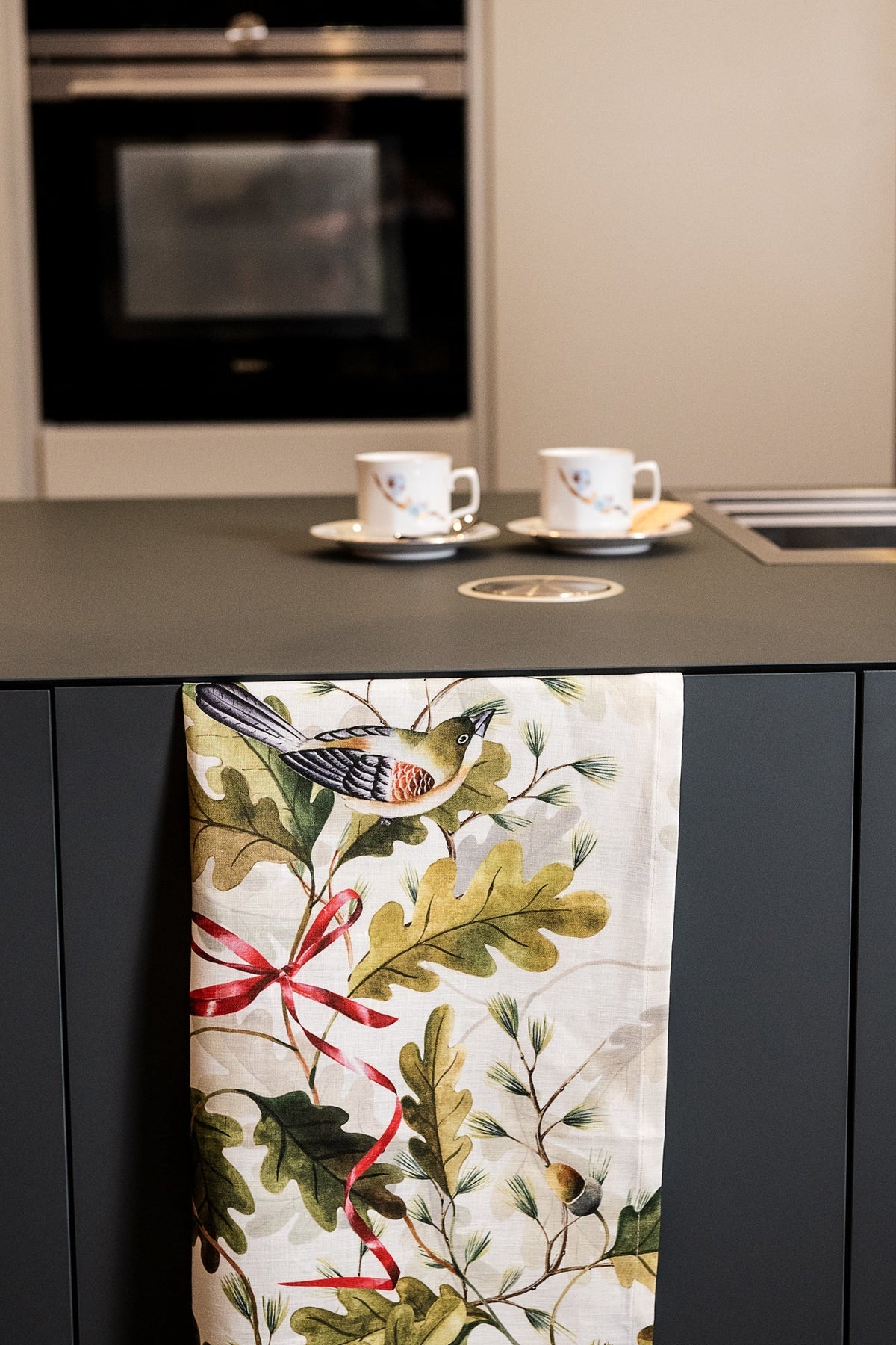 Oak Premium Linen Kitchen Towel
